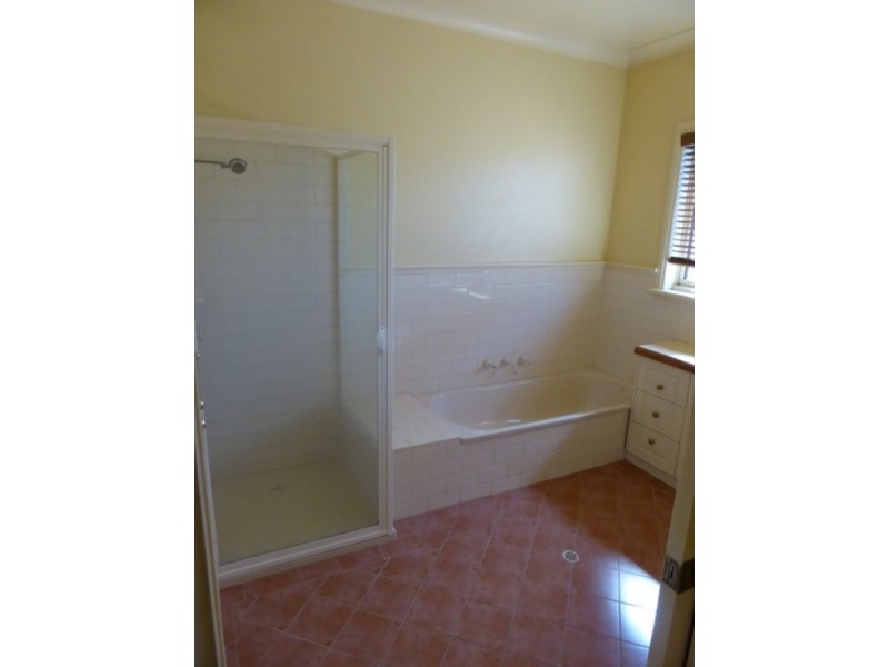 16 Ribarits Court, Mildura VIC 3500