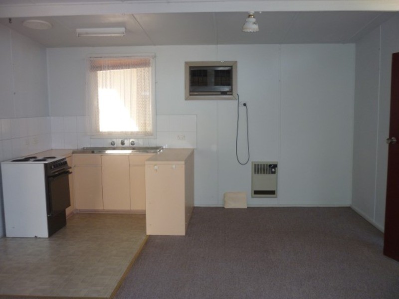 2/6 Chapman Street, Buronga NSW 2739