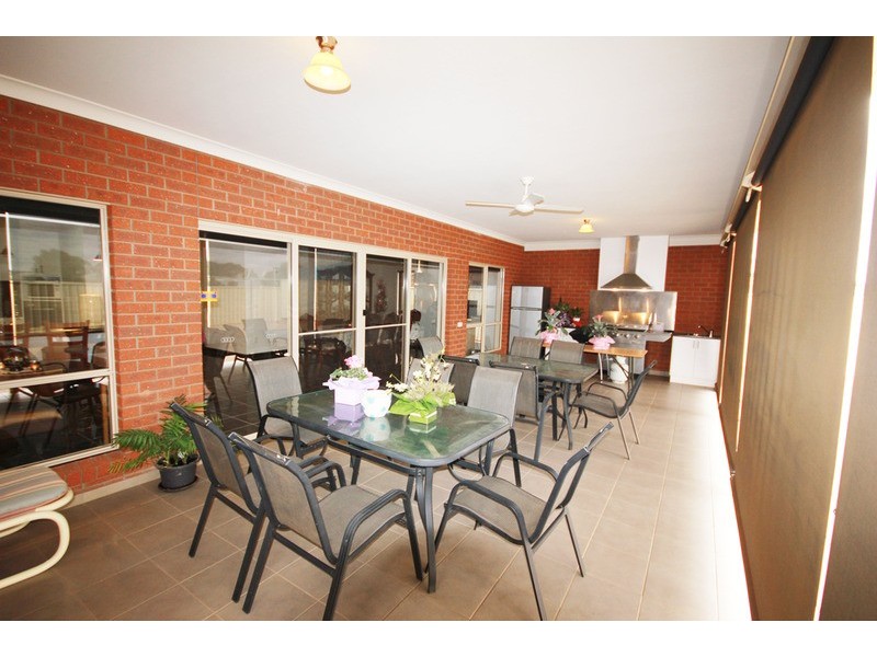 11 Rita Drive, Mildura VIC 3500