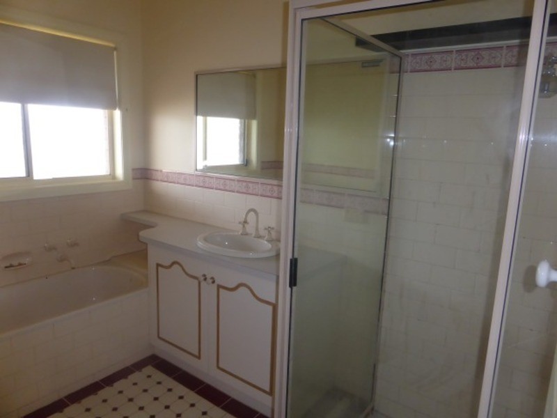 43 Riverside Avenue, Mildura VIC 3500