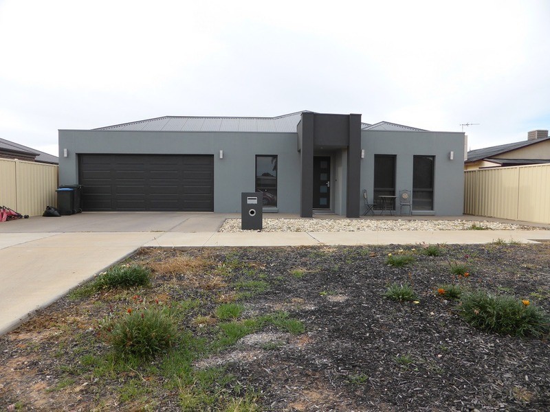 318 Sixteenth Street, Mildura VIC 3500