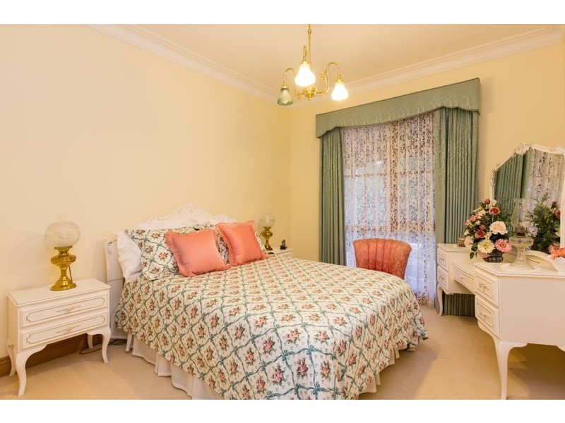 2 St Andrews Drive, Cabarita VIC 3505