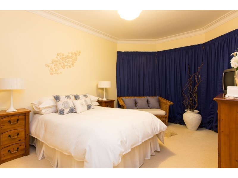 2 St Andrews Drive, Cabarita VIC 3505