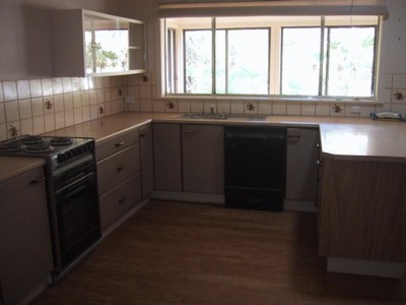 143 Sturt Highway, Gol Gol NSW 2738