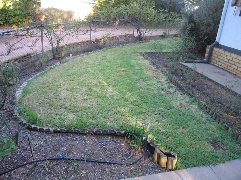 143 Sturt Highway, Gol Gol NSW 2738