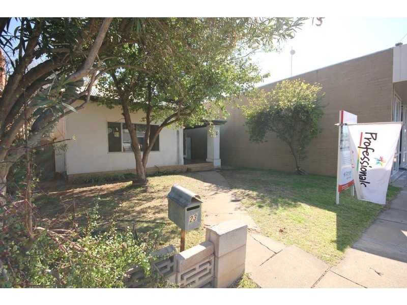 23 Pine Avenue, Mildura VIC 3500