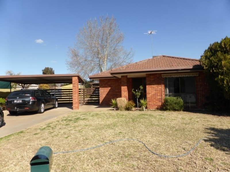 32 Jude Avenue, Mildura West VIC 3500