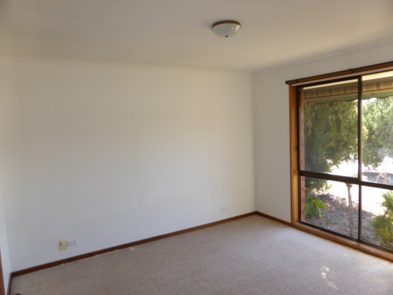 32 Jude Avenue, Mildura West VIC 3500