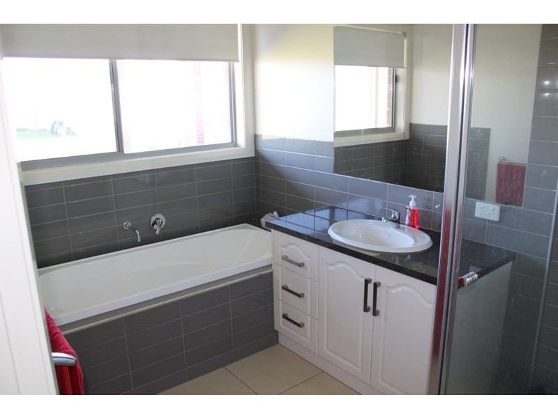 36 Dyar  Avenue, Cabarita VIC 3505