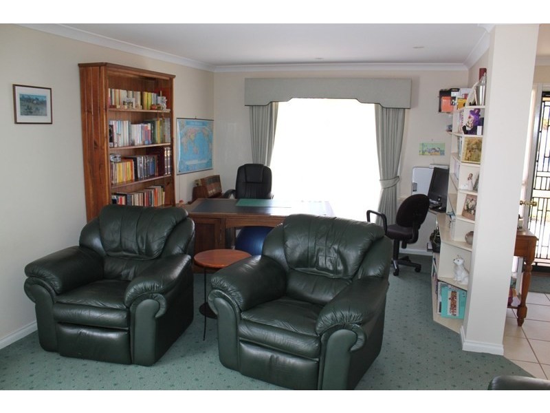 16 Belleview Drive, Irymple VIC 3498