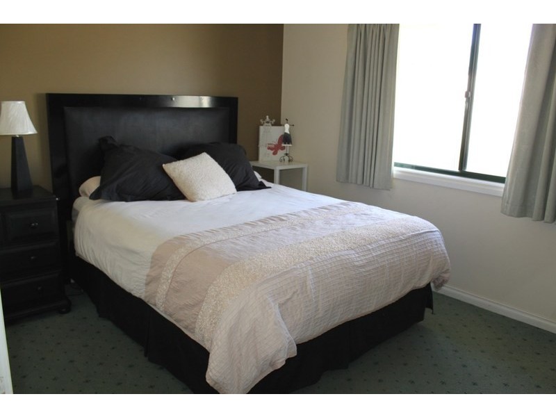 16 Belleview Drive, Irymple VIC 3498