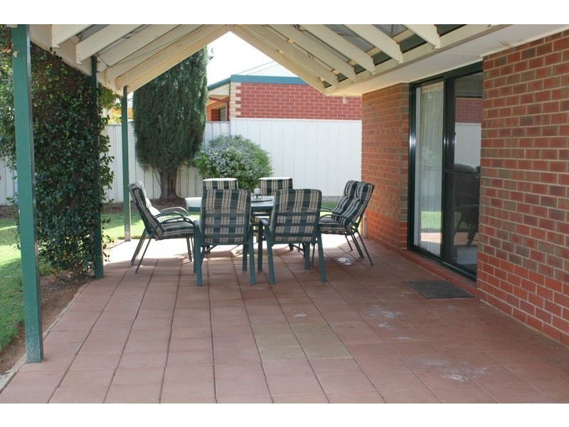 16 Belleview Drive, Irymple VIC 3498