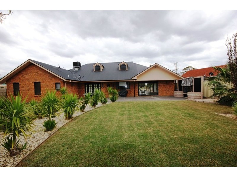 530 Deakin Avenue, Mildura VIC 3500