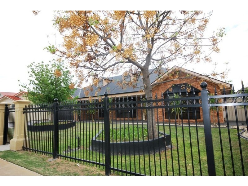 530 Deakin Avenue, Mildura VIC 3500