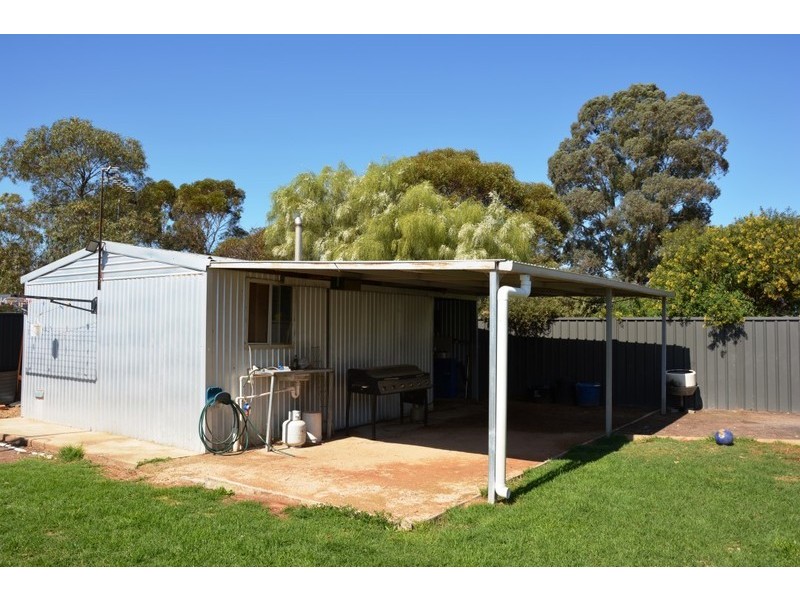 10  Dawn Avenue, Mildura VIC 3500