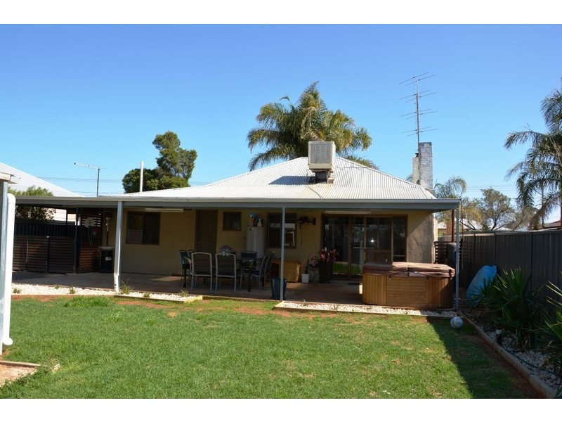 10  Dawn Avenue, Mildura VIC 3500
