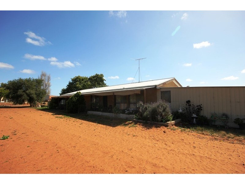 360  Wilga Road, Red Cliffs VIC 3496