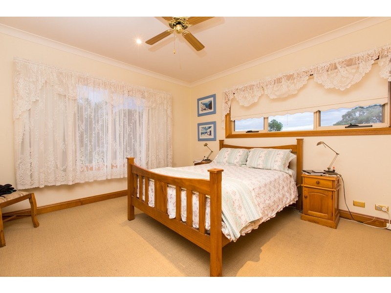 1 St Andrews Drive, Cabarita VIC 3505