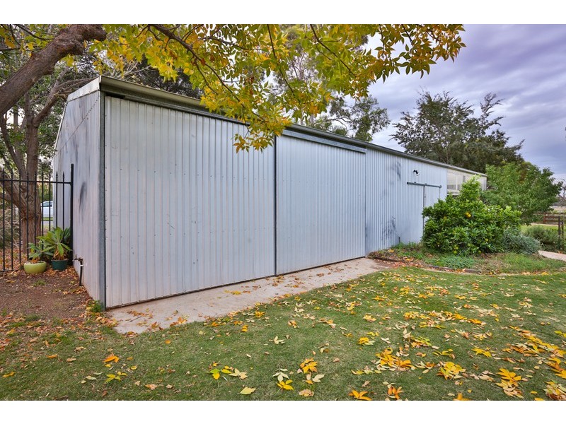 1 St Andrews Drive, Cabarita VIC 3505