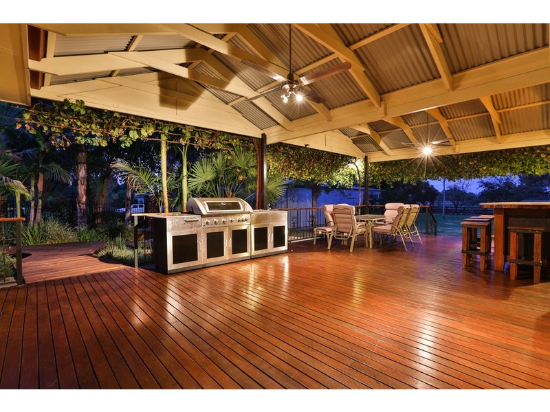 1 St Andrews Drive, Cabarita VIC 3505