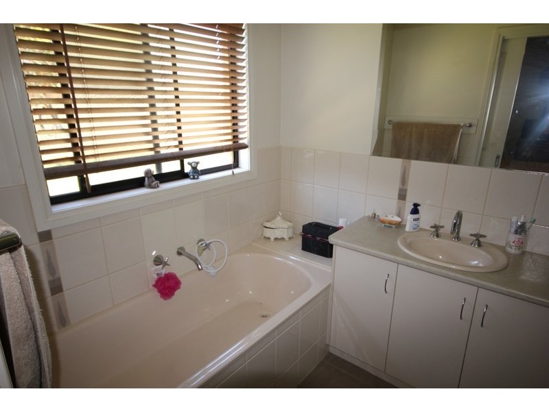 60 Matthew Flinders  Drive, Mildura VIC 3500