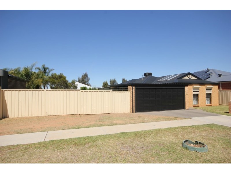 60 Matthew Flinders  Drive, Mildura VIC 3500
