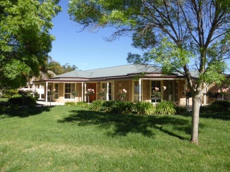 2 Cambridge Terrace, Mildura VIC 3500
