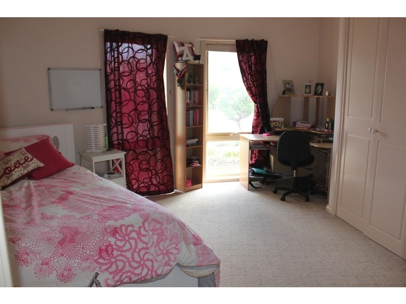 5 St Andrews Drive, Cabarita VIC 3505