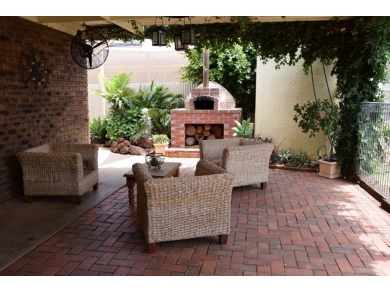 112 Wood Street, Gol Gol NSW 2738