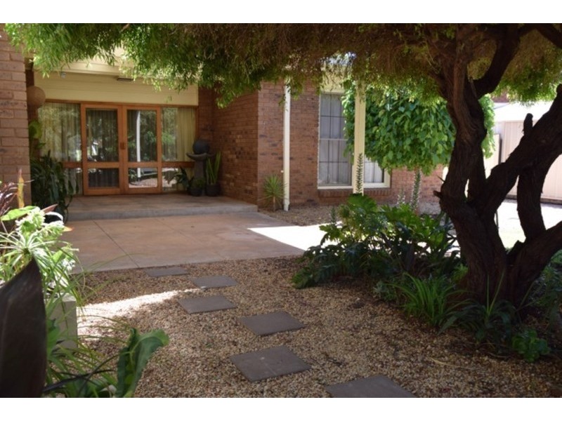 112 Wood Street, Gol Gol NSW 2738