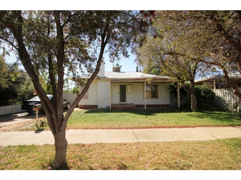 1 Gowrie Grove, Irymple VIC 3498