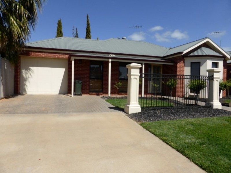 4 Colonial Drive, Mildura VIC 3500