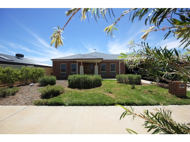 597 Walnut Avenue, Mildura VIC 3500