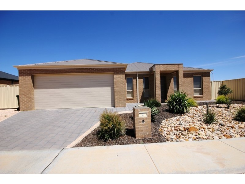 4 Teresa Court, Mildura VIC 3500