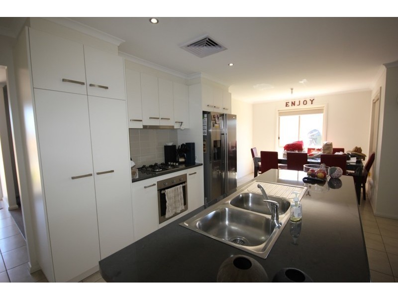 4 Teresa Court, Mildura VIC 3500