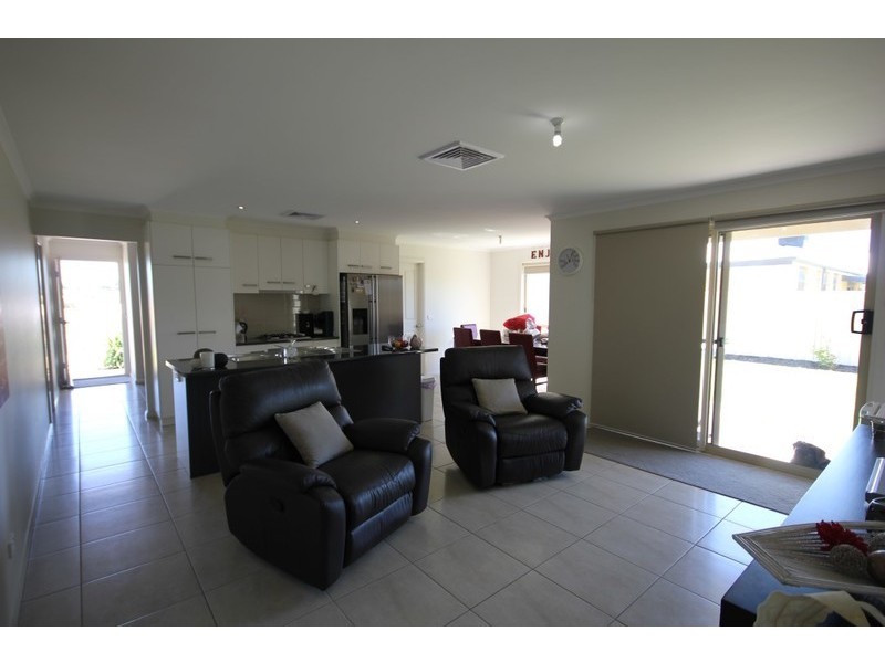 4 Teresa Court, Mildura VIC 3500