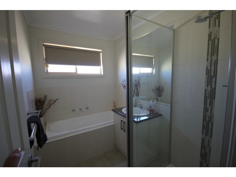 4 Teresa Court, Mildura VIC 3500