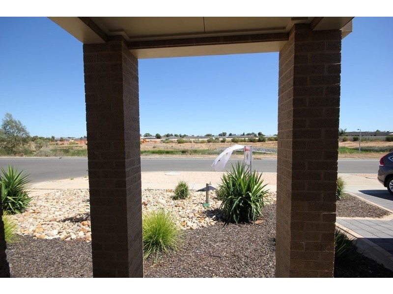 4 Teresa Court, Mildura VIC 3500