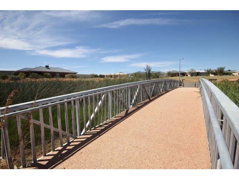 4 Teresa Court, Mildura VIC 3500