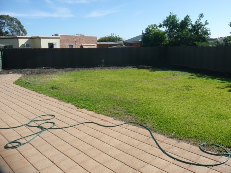 2B Hillcrest Close, Mildura VIC 3500