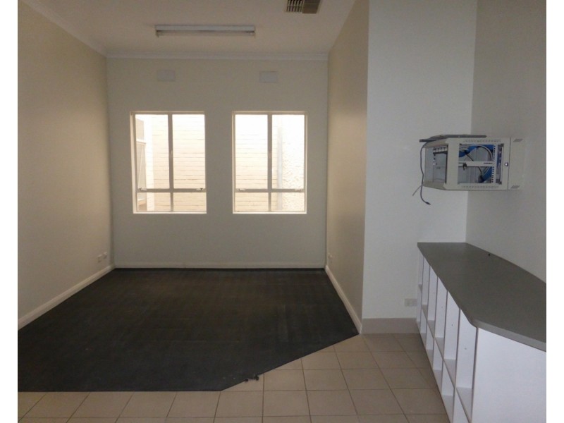 1 & 2/75 Deakin Avenue, Mildura VIC 3500