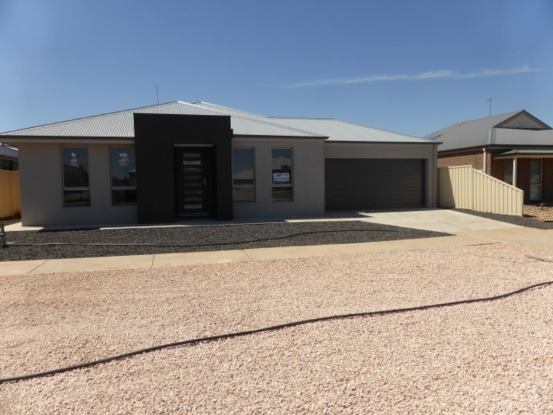 92 Dyar Avenue, Mildura VIC 3500