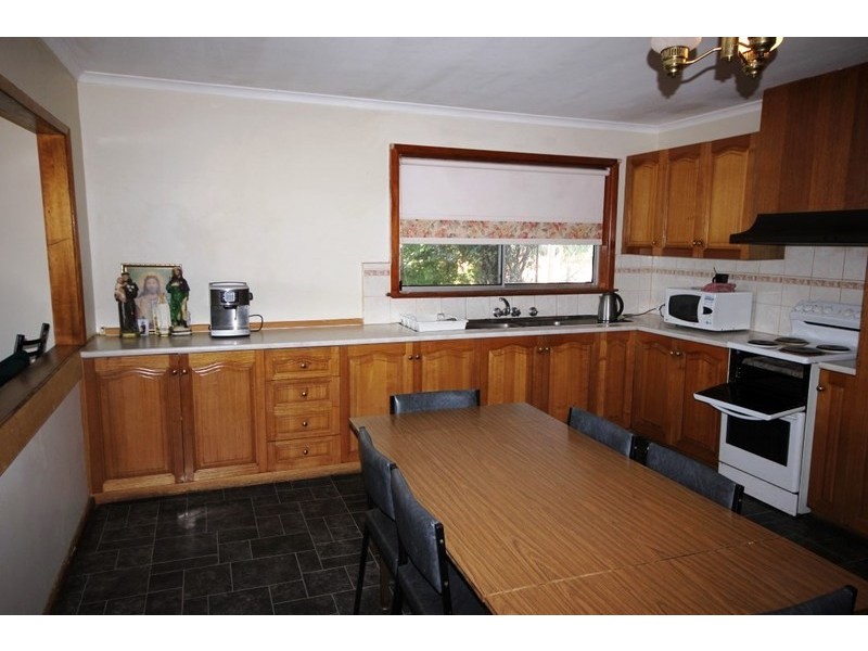 30 Carmichael Lane, Red Cliffs VIC 3496