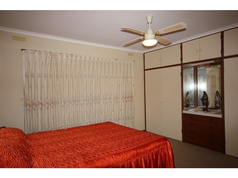 1 Tireel Drive, Nichols Point VIC 3501