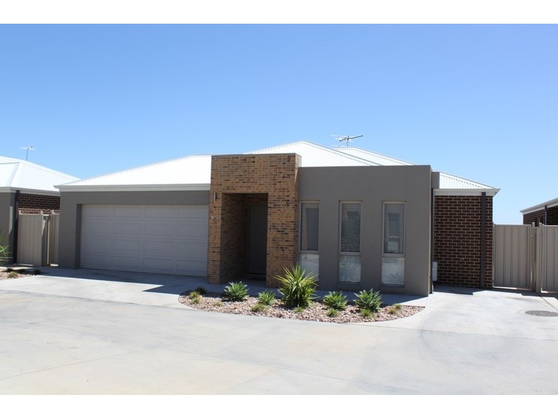 6/11 Wisteria Way, Mildura VIC 3500