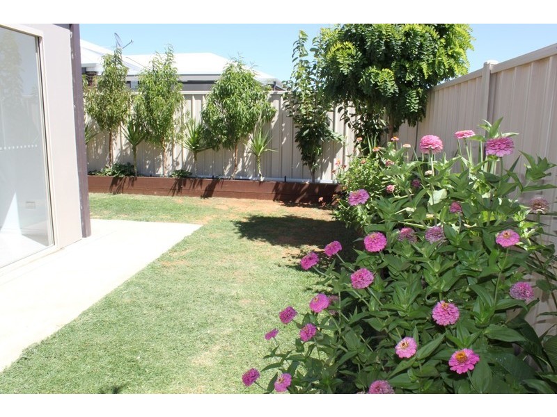 6/11 Wisteria Way, Mildura VIC 3500