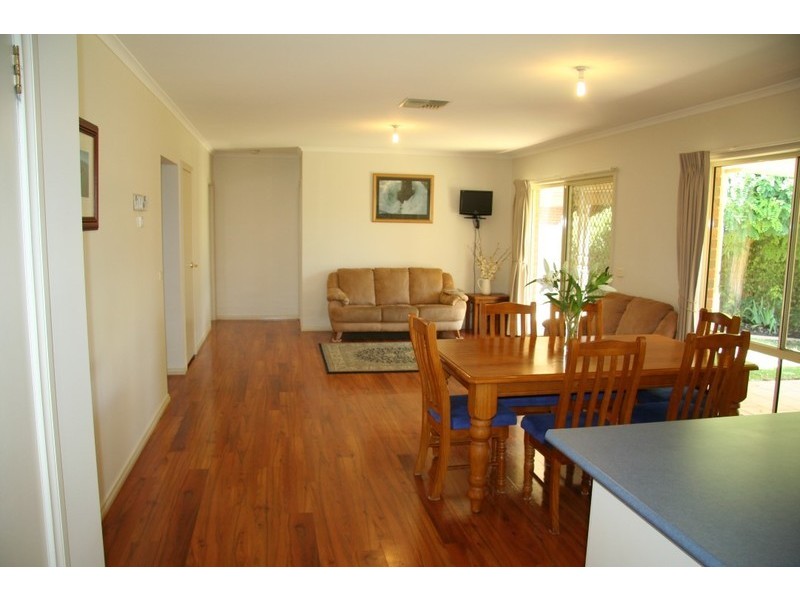 11 Leichhardt Drive, Mildura VIC 3500