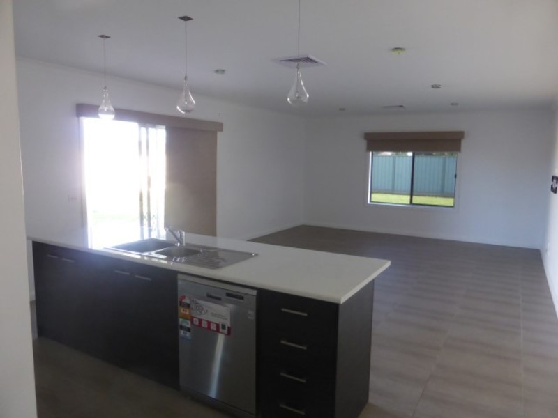 64 Montana Drive, Mildura VIC 3500