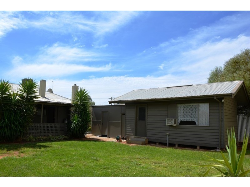 146 Almond Avenue, Mildura VIC 3500