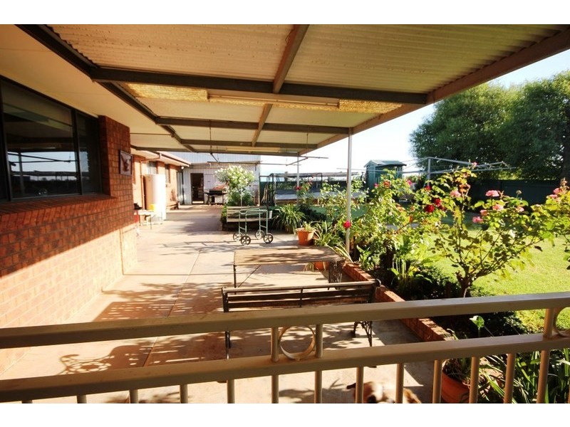 292 & 293 Coorong Avenue, Red Cliffs VIC 3496